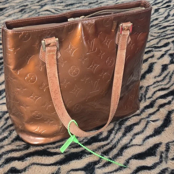 Authentic LV Vernis Zip Top Tote